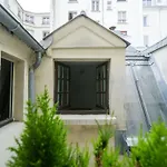 Exquisite Apartment In Paris 3Rd